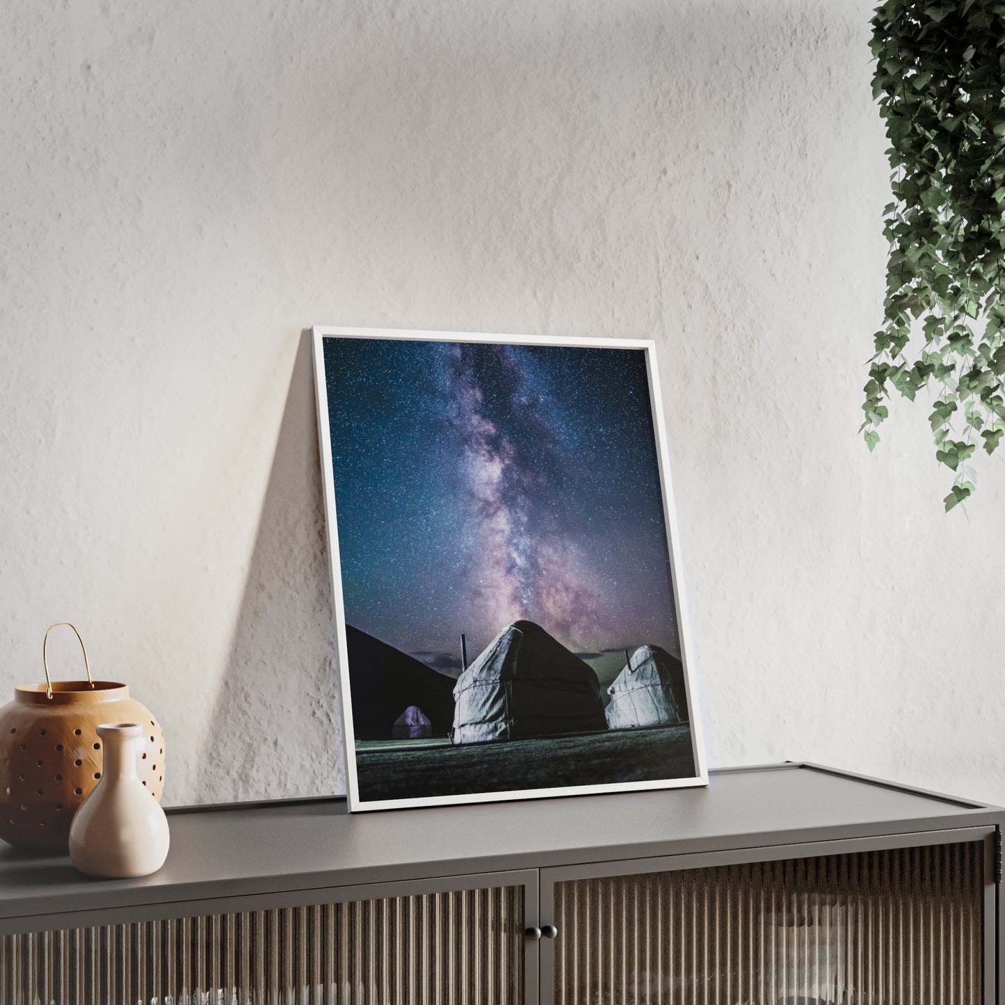 Nomadic Stargazing – Kirgistan – Druck mit Holzrahmen, Wanddekoration für Zuhause