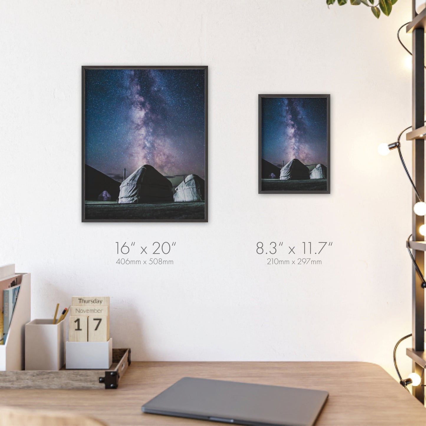 Nomadic Stargazing – Kirgistan – Druck mit Holzrahmen, Wanddekoration für Zuhause